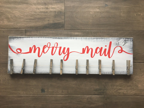Merry mail sign with 10 pegs